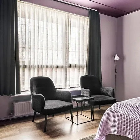 Western Royal Hotel 4*