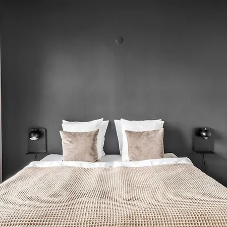 Western Royal Hotell 4*