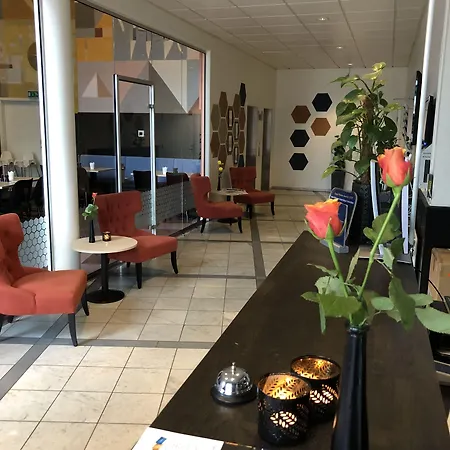 Hotel Western Royal 4*